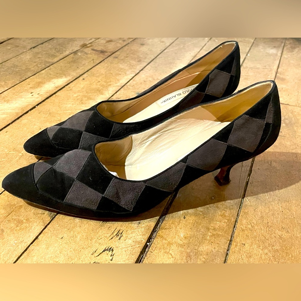 Ladies Vintage Manolo Blahnik Kitten Heels grey and Black Checkered Suede
